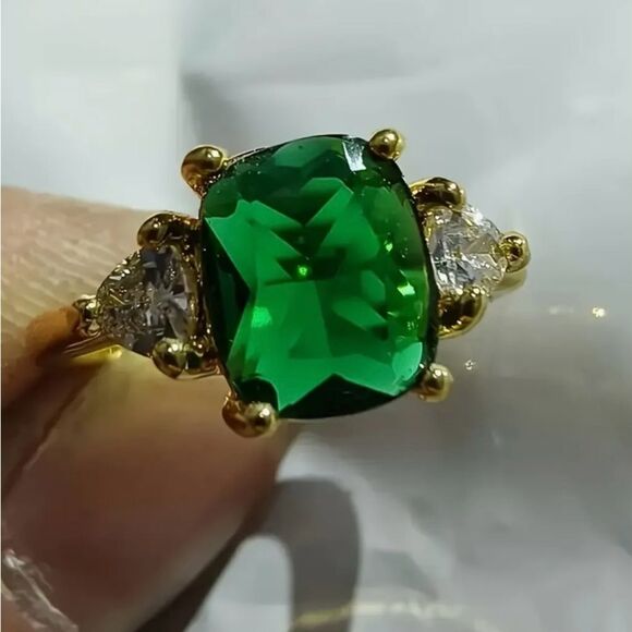 💚 NEW antique style CZ & emerald ring 💚 - Picture 1 of 5
